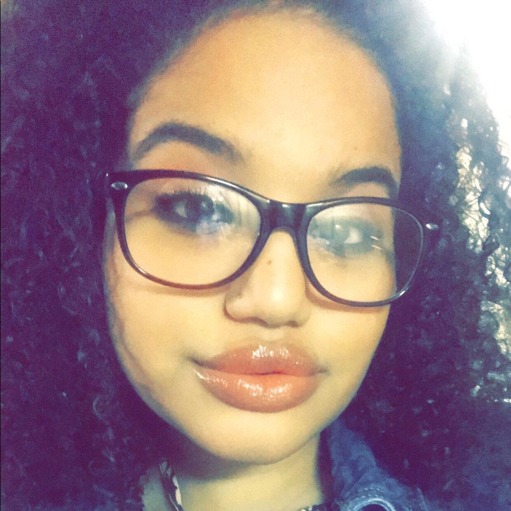 Meet your Posher, Fiza